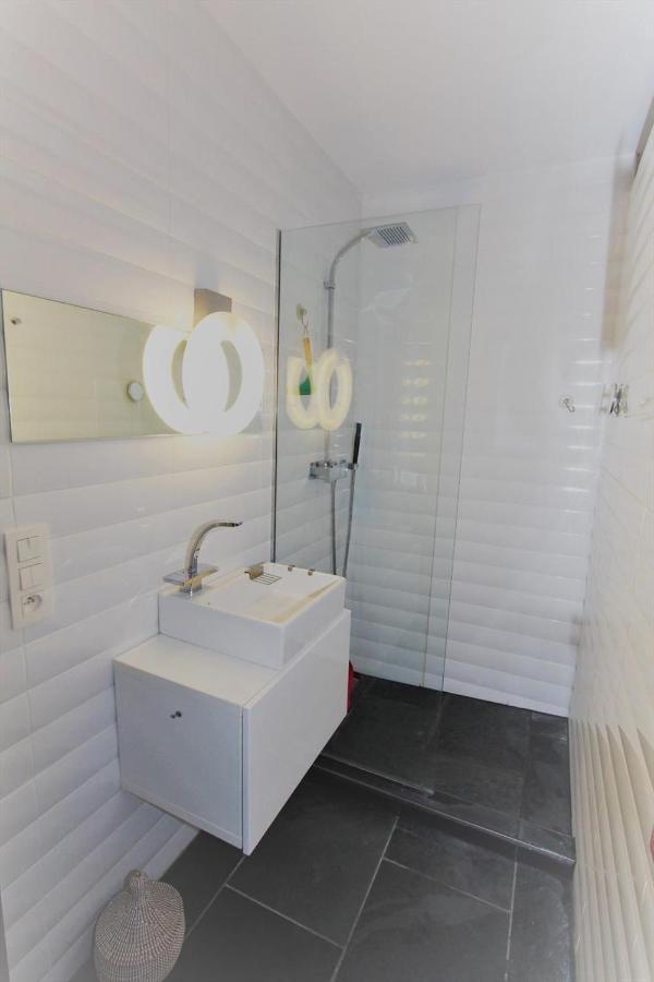 Luxueus Appartement 100 Stappen Van Zee En Strand Oostende Eksteriør bilde